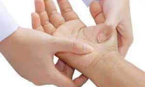 Что делать, если болят мышцы рук